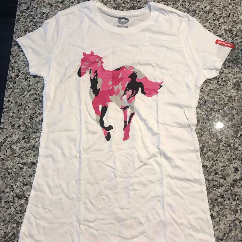 NWOT Deftones Camo Pony Tee ❗️FINAL PRICE❗️